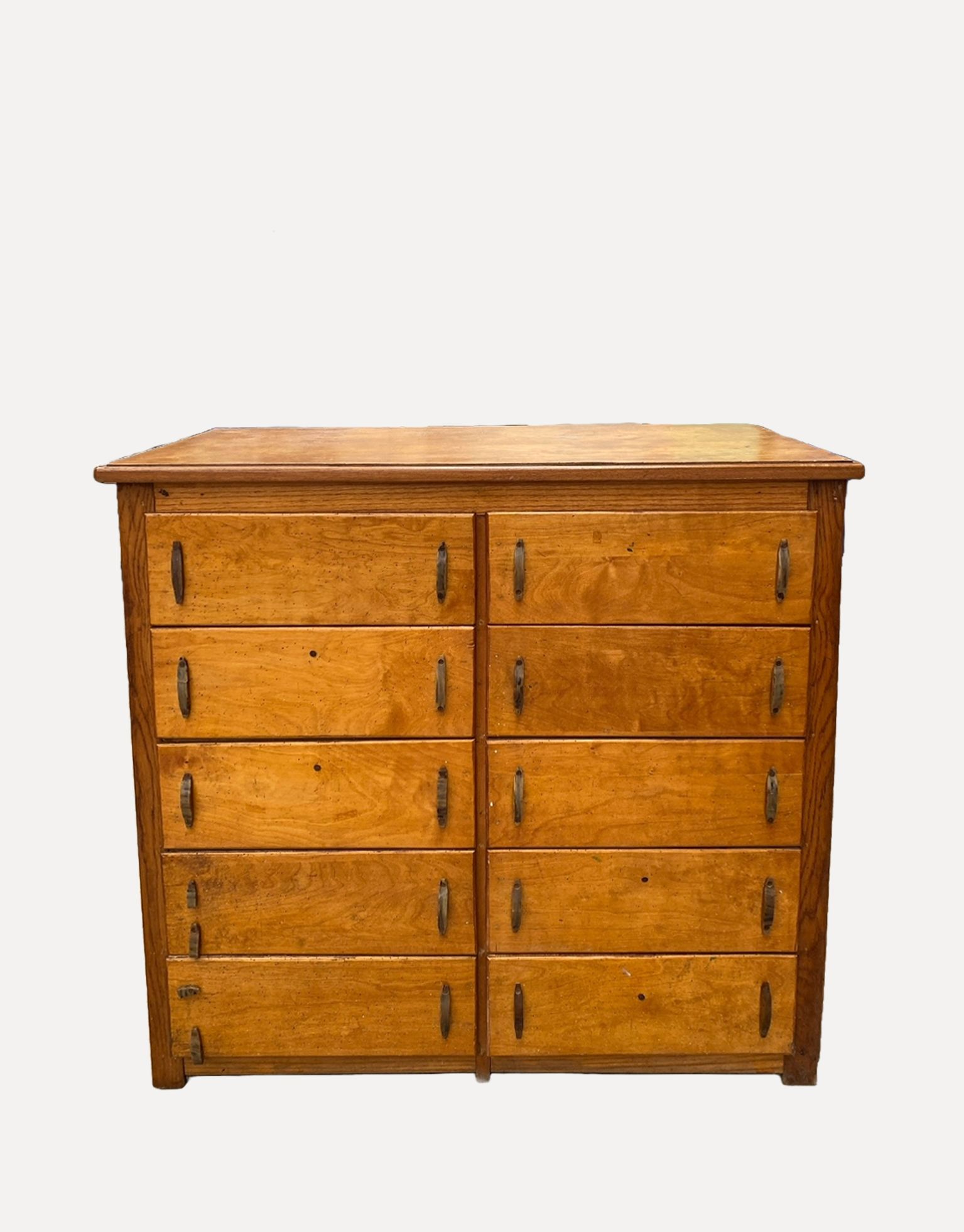 Furniture/Chest of drawers/multiple/fndjvtywjdaiffrynjbj